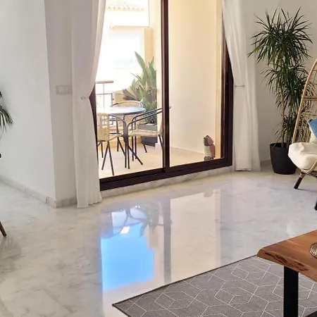 Luxury In The Heart Of & 200mtrs From The Sea *